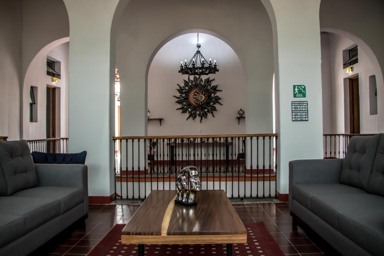Hotel Real De Castilla Colonial Гвадалахара Экстерьер фото