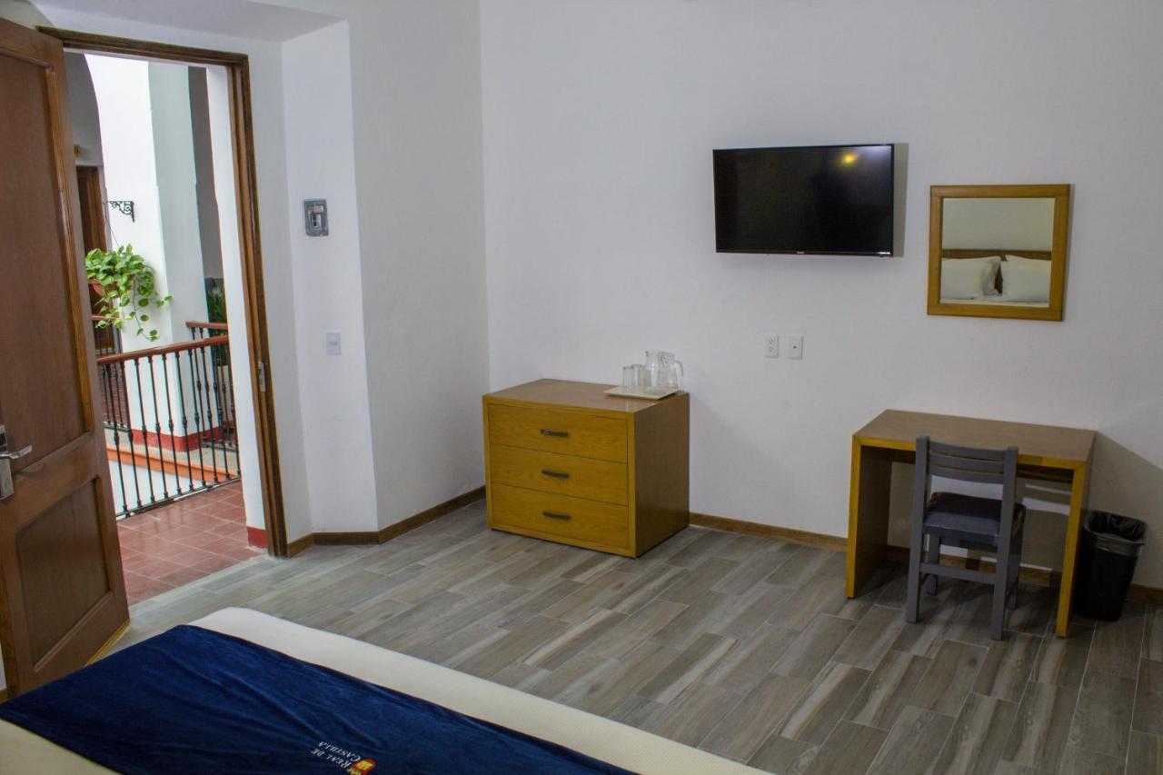 Hotel Real De Castilla Colonial Гвадалахара Экстерьер фото
