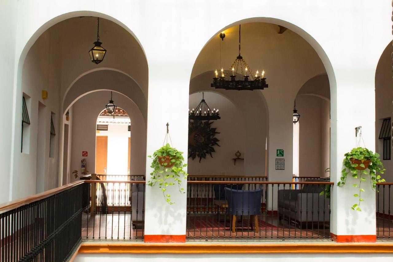 Hotel Real De Castilla Colonial Гвадалахара Экстерьер фото