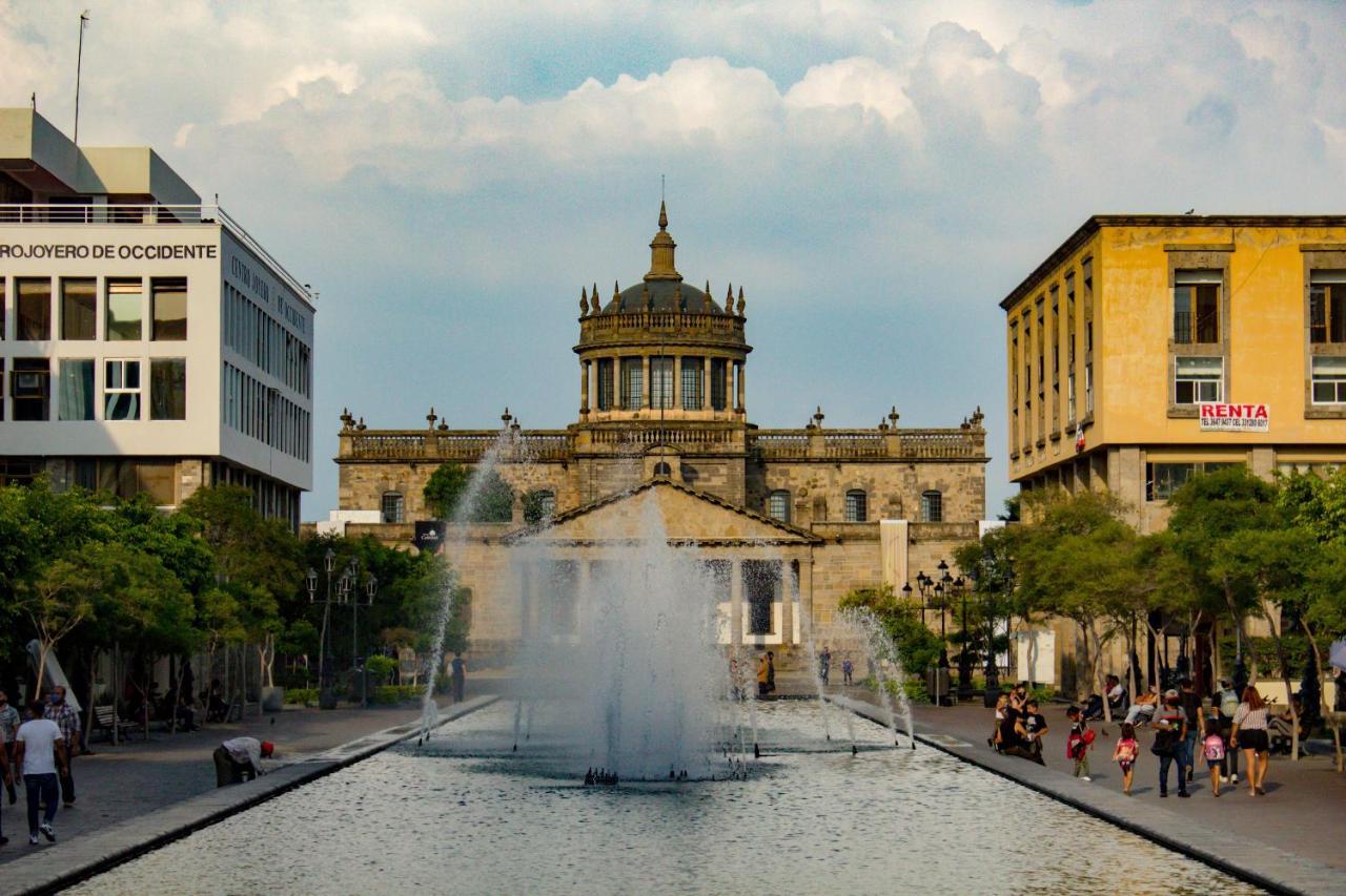 Hotel Real De Castilla Colonial Гвадалахара Экстерьер фото