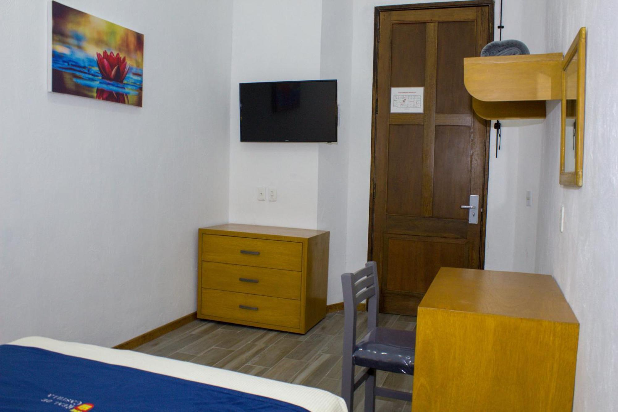 Hotel Real De Castilla Colonial Гвадалахара Номер фото