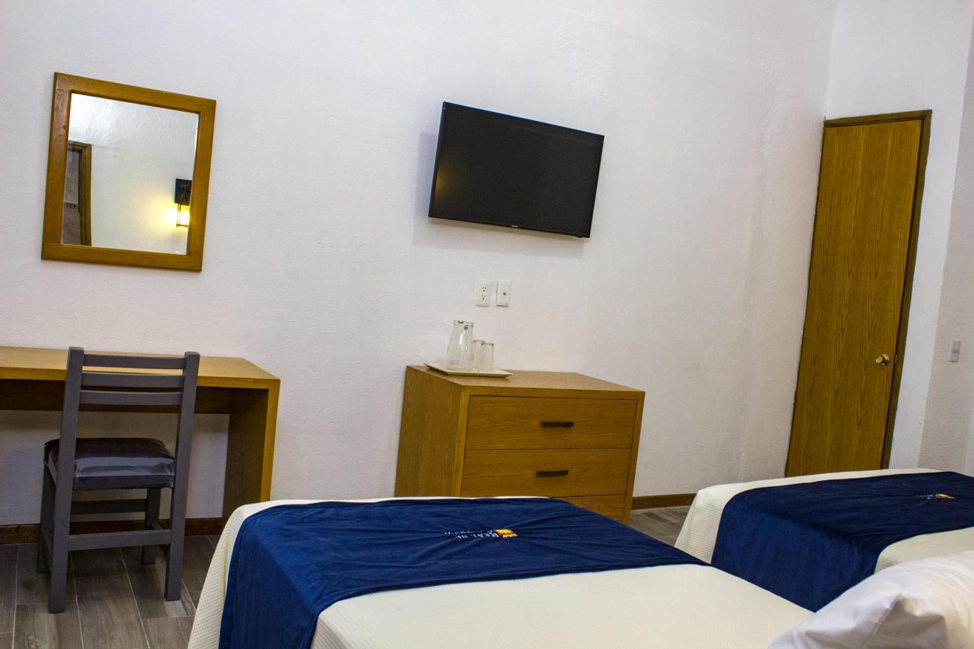 Hotel Real De Castilla Colonial Гвадалахара Номер фото